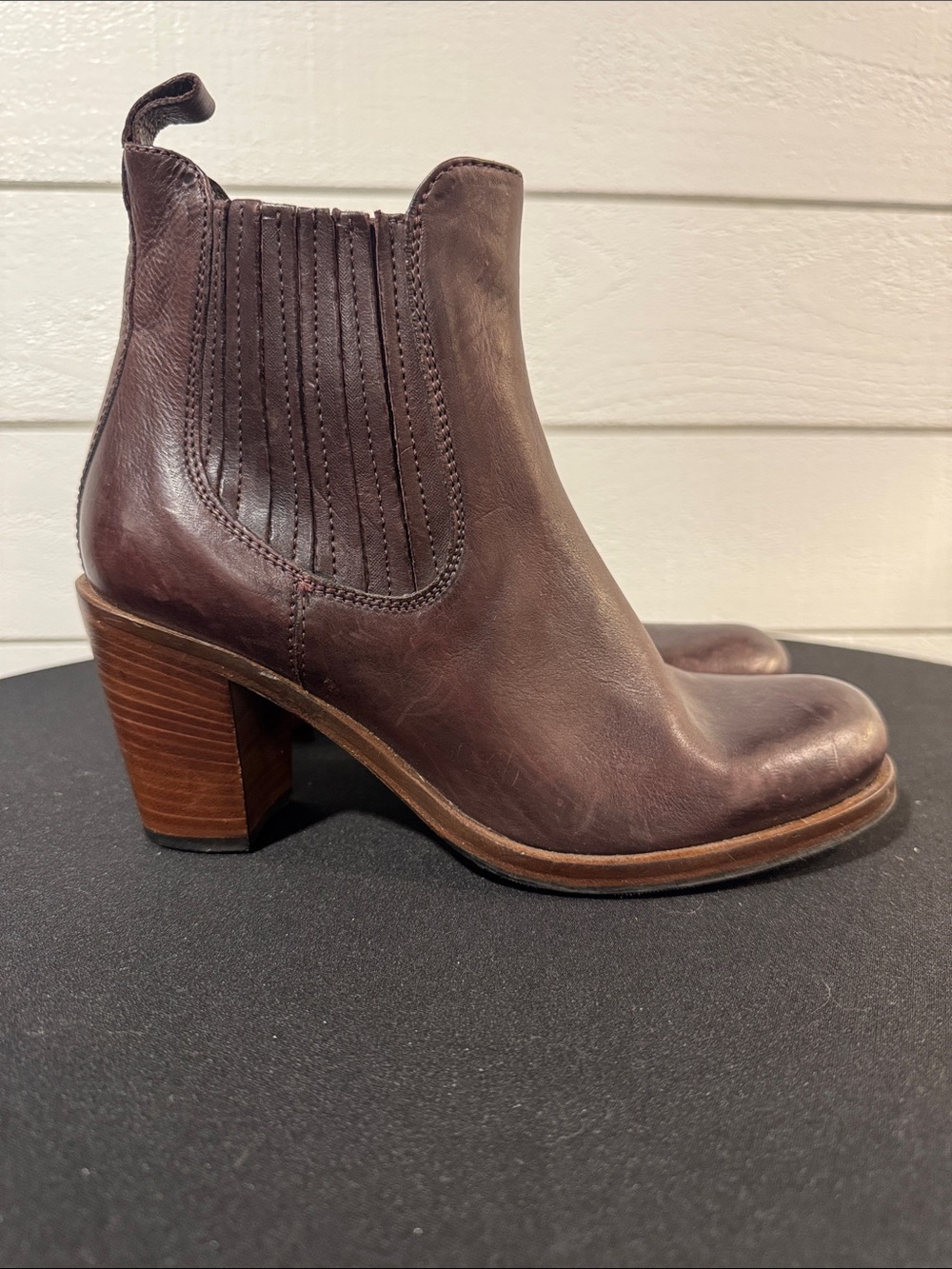 BOEMOS Women's Brown Leather Ankle Boot with Block Heel- 37